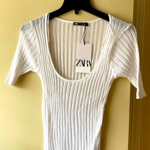 New Zara top M